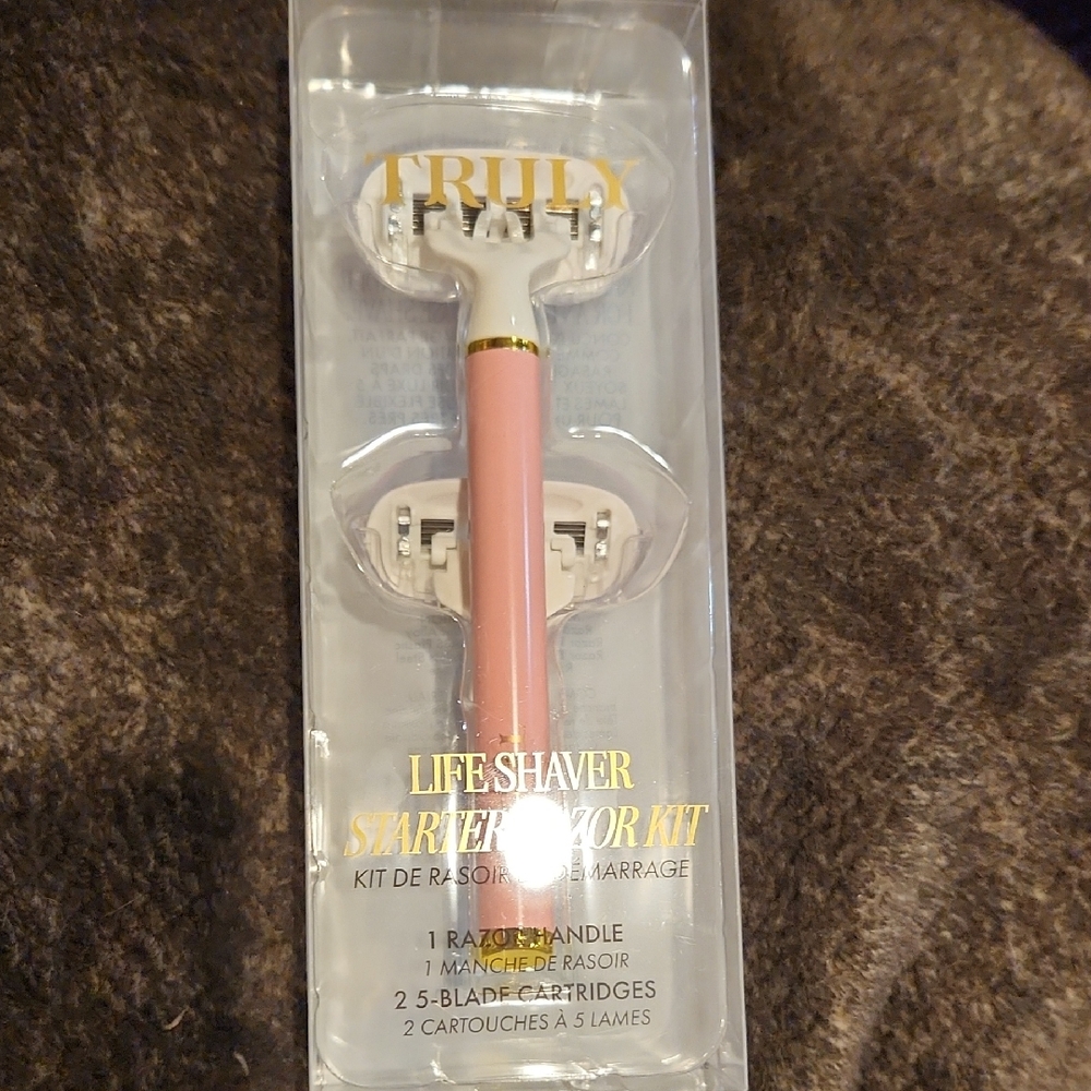 TRULY Life Shaver Starter Kit with Pink Handle